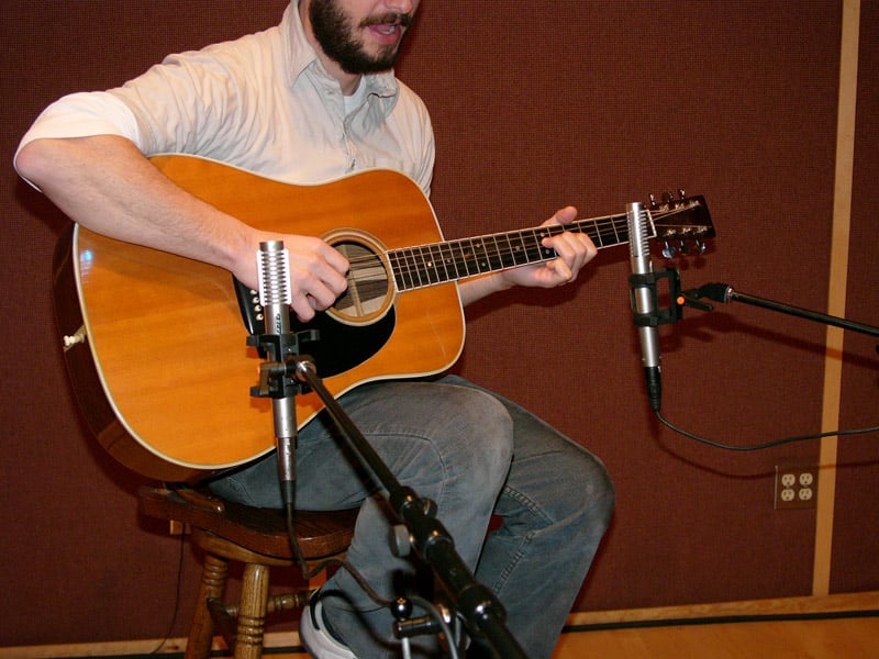 Spaced pair of R-122s on acoustic guitar, alternate view
