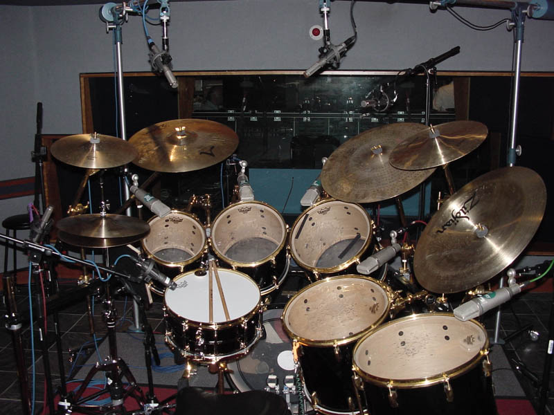 Pair of Royer R-122 ribbon microphones as drum overheads