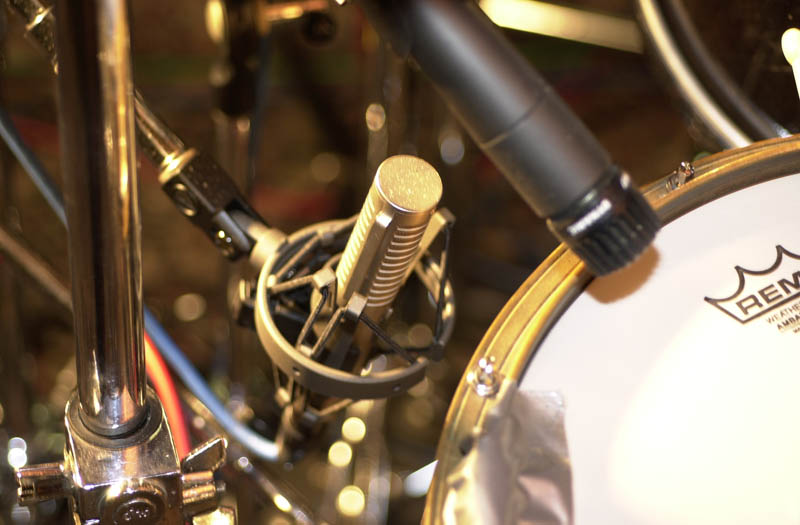 Second view of the snare miking at an MXPX session